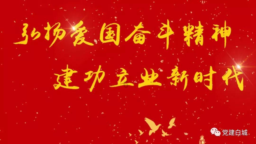 男子边骑电动车边玩手机,一头追尾公交车被判担全责,看看吧